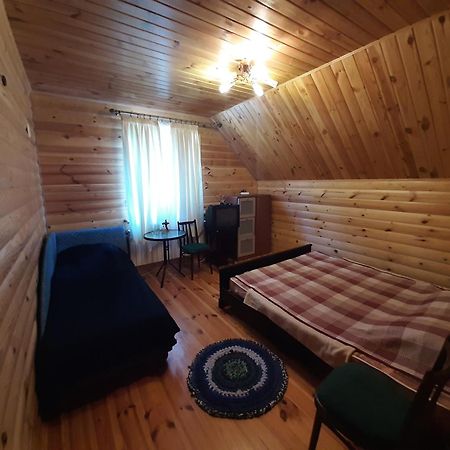 Садиба Орисин Явір Orysyn Yavir Pension Svityaz' Kamer foto