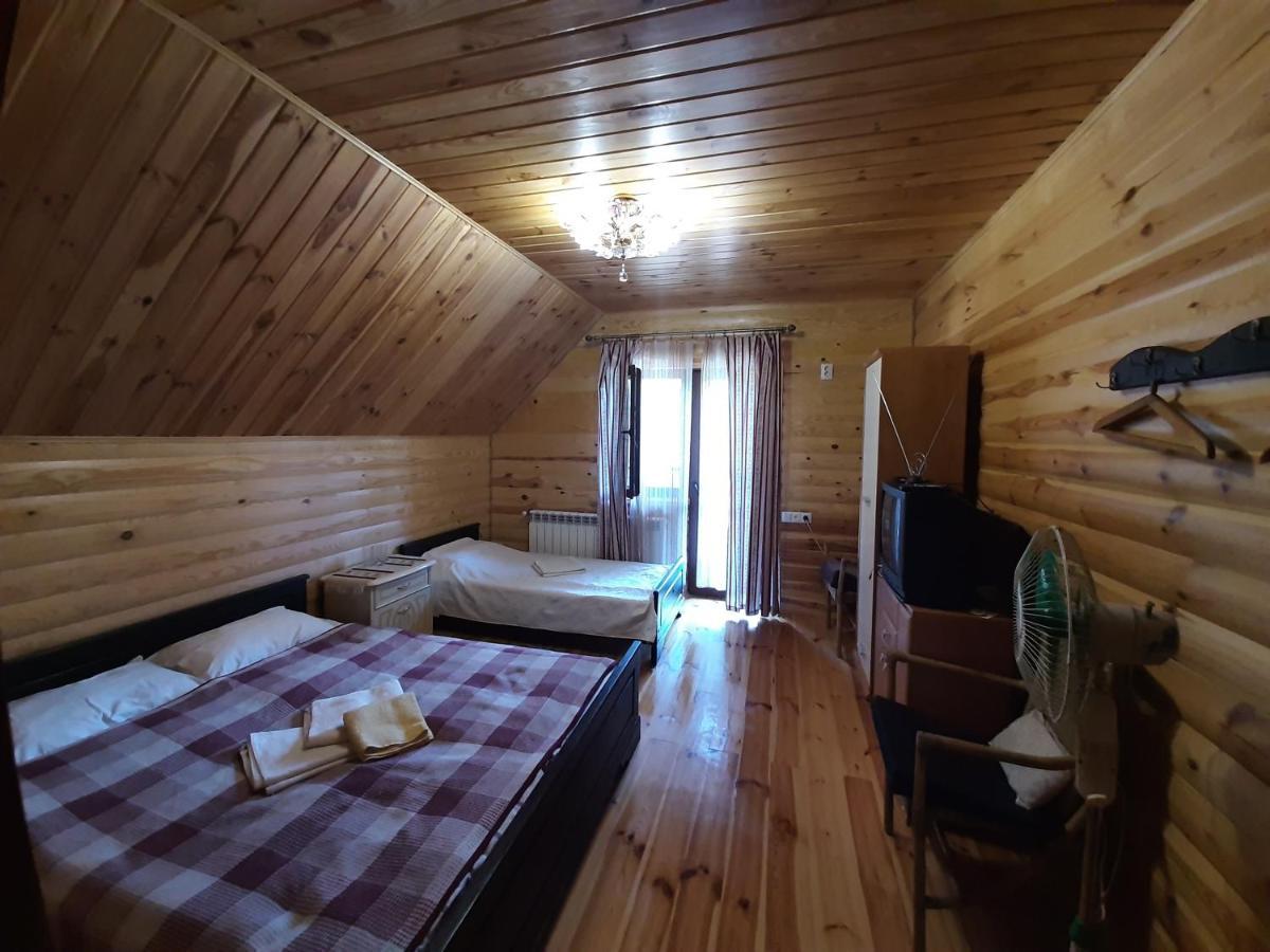 Садиба Орисин Явір Orysyn Yavir Pension Svityaz' Buitenkant foto