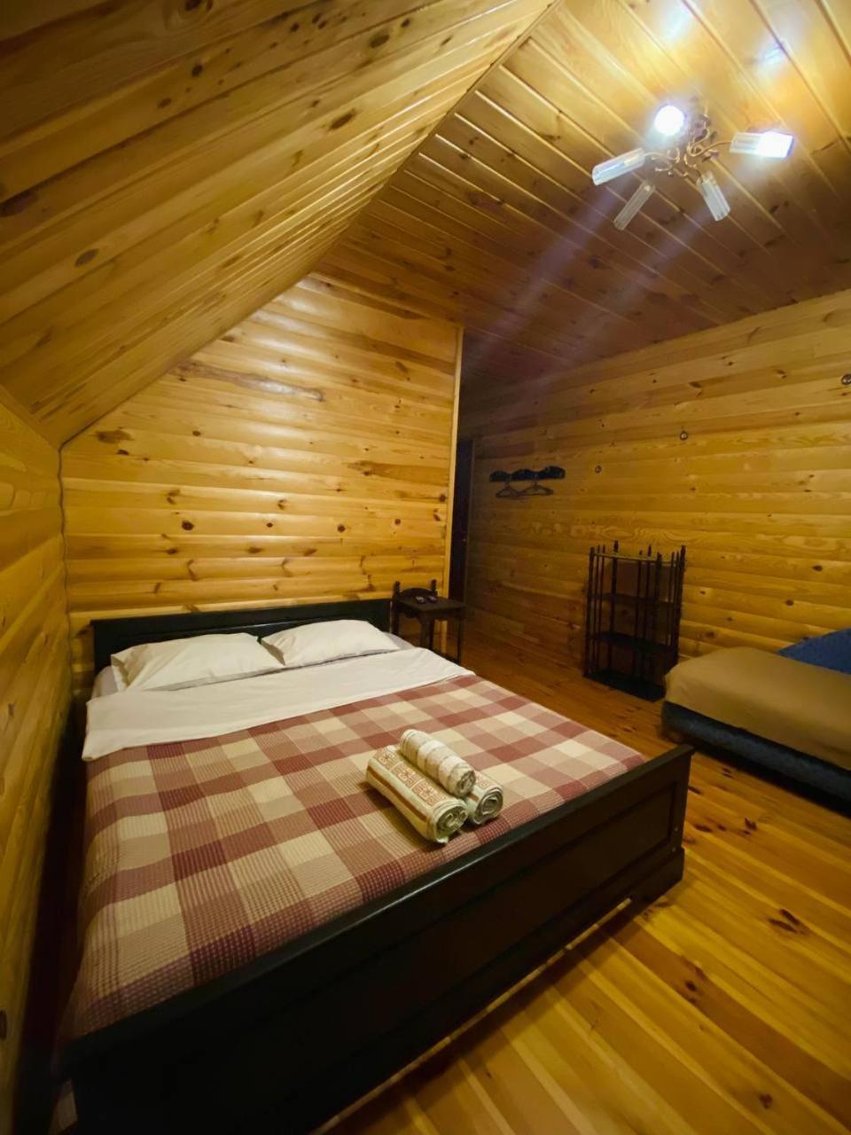 Садиба Орисин Явір Orysyn Yavir Pension Svityaz' Buitenkant foto